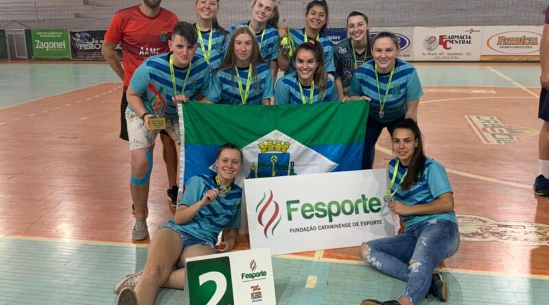 Equipe feminina de futsal de Mondaí conquista 2º lugar no JASC