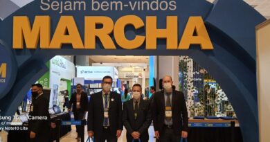 Prefeito Valdir Rubert, Vice-prefeito Alzir Slaviero e o Secretário da Administração Eliseu Bohn, em Brasília participando da XXIII Marcha dos Prefeitos.