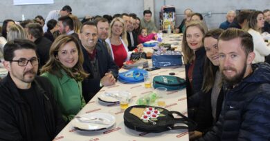 Administração Municipal de Mondaí marca presença na 15ª Festa da Carne Suína
