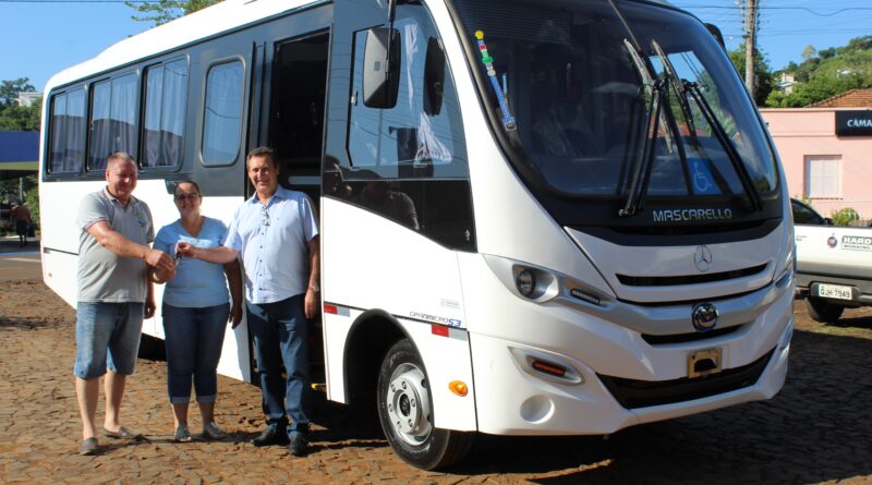 Governo Municipal adquire Novo Ônibus para Educação