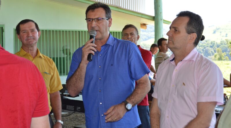 Pronunciamento do Prefeito Valdir Rubert na Festa do Frango