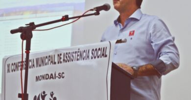 Prefeito Municipal, Valdir Rubert, declara aberta a XI Conferência Municipal de Assistência Social em Mondaí