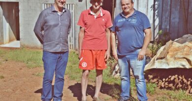 Prefeito Valdir Rubert realiza visita aos produtores rurais