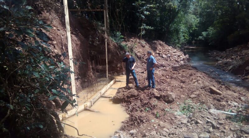 Prefeito, Valdir Rubert, realiza vistorias nas obras das pontes de Catres e Taipa