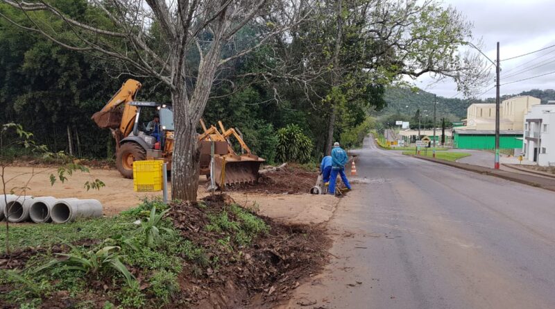 Governo Municipal realiza melhorias no perímetro urbano