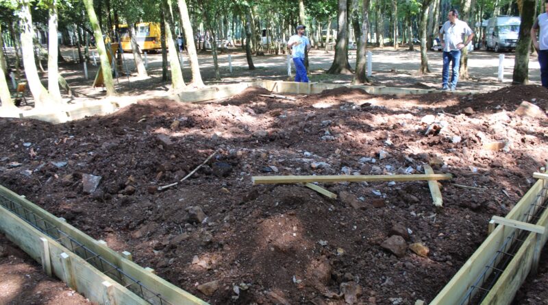 Iniciam as obras de melhorias na estrutura da Área de Lazer de Mondaí