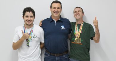 Aluno da Escola Especial Raio de Sol de Mondaí participa de olimpíada e conquista 3º lugar no atletismo a nível Nacional