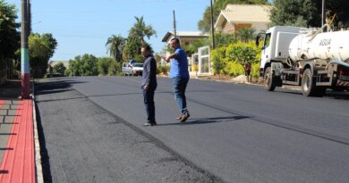 Rua Schiller recebe Pavimentação Asfáltica