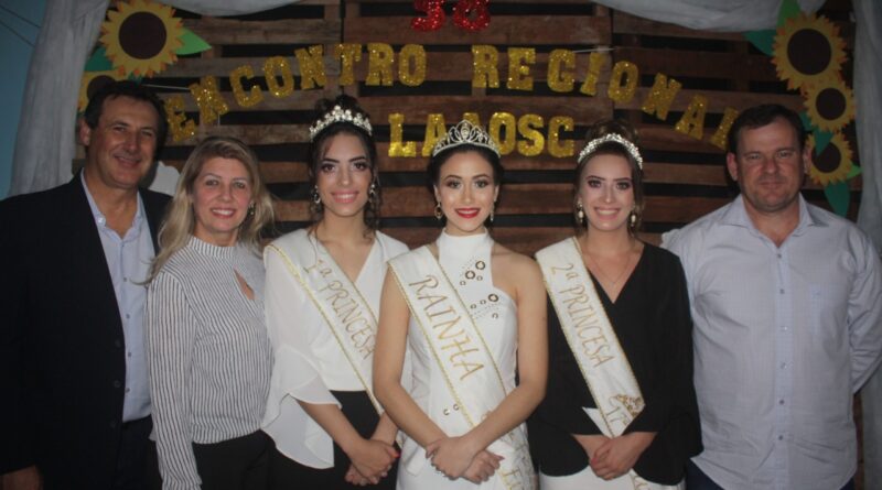 Administração Municipal e Corte da 17ª Festa da Fruta prestigiam 38º Encontro Regional de Grupos Folclóricos em Mondaí