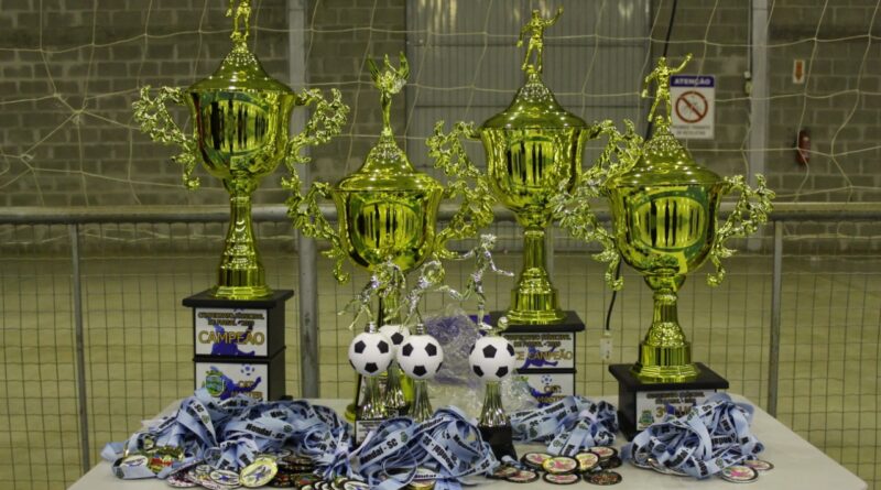 Campeonato Municipal de Futsal de Mondaí define os campeões das categorias Maduras e Máster