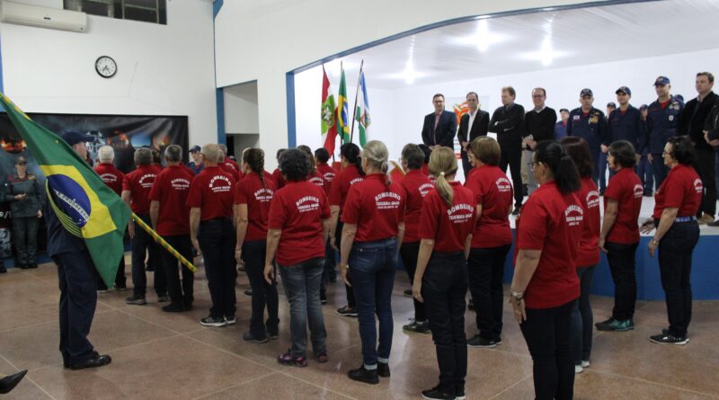 Administração Municipal prestigia solenidade de Formatura dos Bombeiros da Melhor Idade