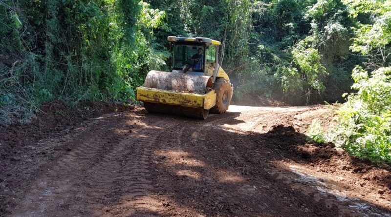 Secretaria de Obras realiza Manutenções periódicas nas Estradas do Interior de Mondaí