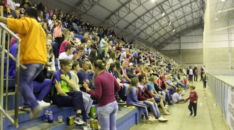 Final do Municipal de Futsal de Mondaí reúne grande público