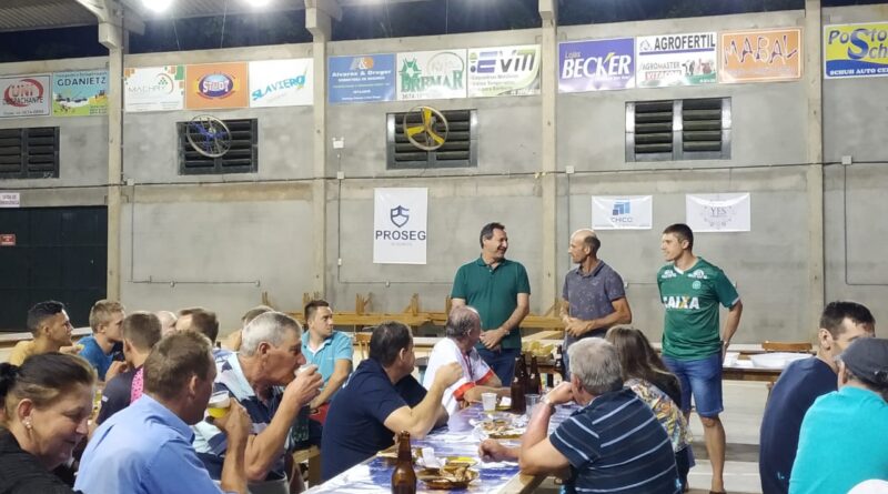Prefeito Valdir Rubert participa de Inauguração de Melhorias no Clube da Linha Tigre