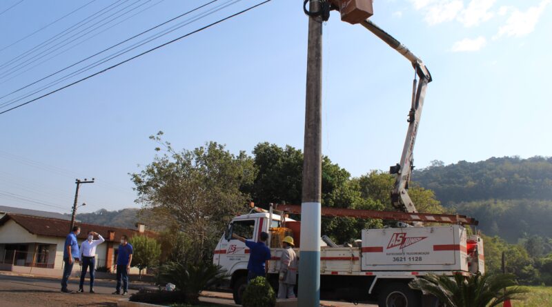 Mais economia e eficiência Avenida do Engenho recebe Lâmpadas de Led