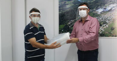 Município de Mondaí recebe 350 protetores faciais para profissionais da Saúde