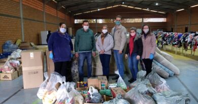 Mondaí arrecada mais de 300 Kg de alimentos e doa para pessoas atingidas pelo vendaval em Belmonte