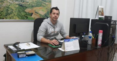 Secretário de Agricultura e Meio Ambiente, Juliano de Oliveira.